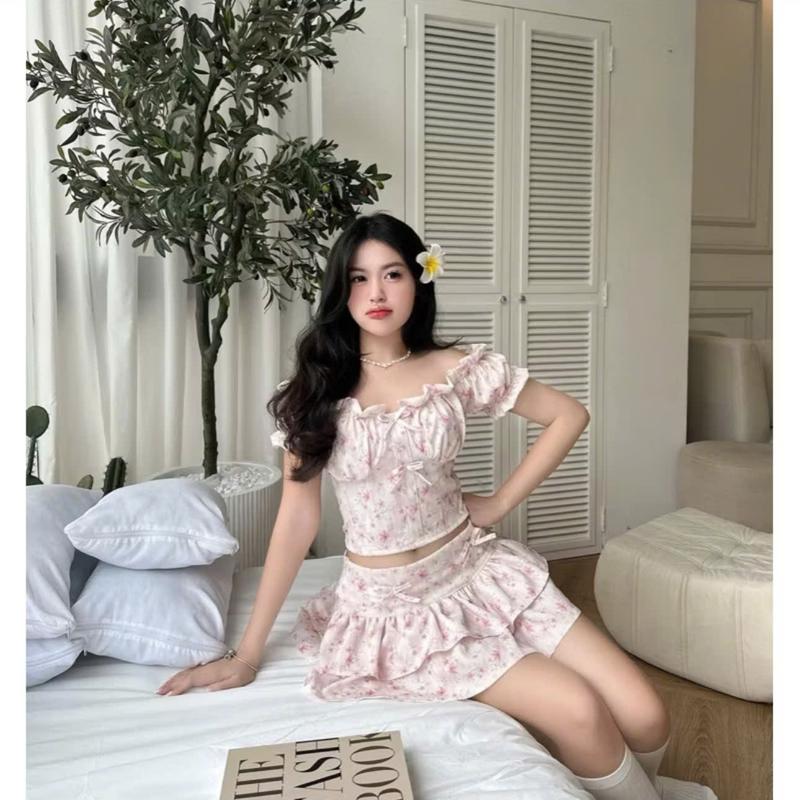 Set Áo Trễ Vai Nhún Tay Bồng Mix Chân Váy 2 Tầng Đính Nơ