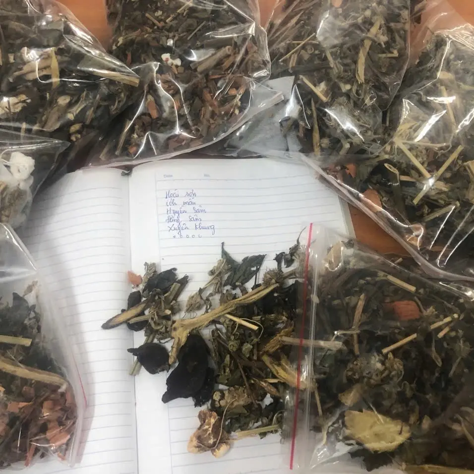 Thuốc nam bổ máu điều kinh,cải thiện nội tiết tố(1 thang uống được 4-5 ngày)