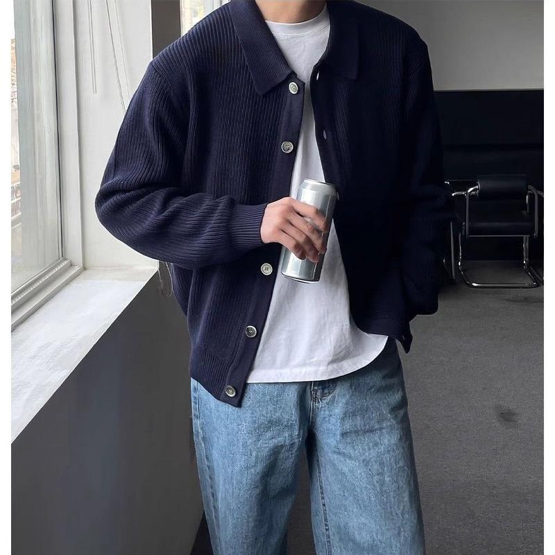Product Introduction of Áo Khoác Cardigan Len, Màu Xanh Lá Đậm Trơn Cổ Polo, Dáng Rộng Vừa Vặn, Thoải Mái, Mặc Mùa Thu Và Mùa Đông, Phong Cách Hàn Quốc, Thời Trang Nam, Trang Phục Thường Ngày 5