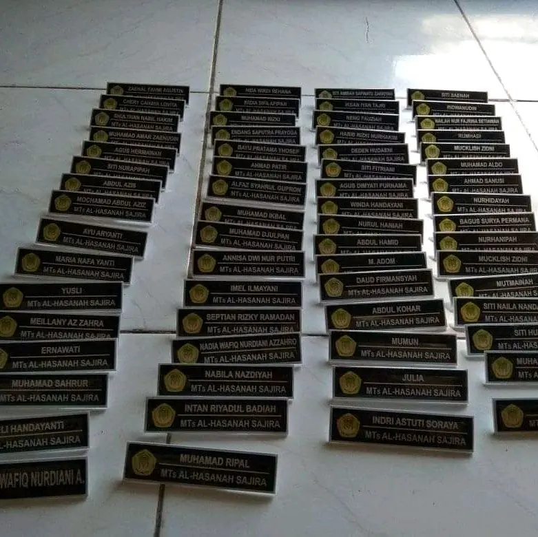Nama dada resin timbul terbaik
