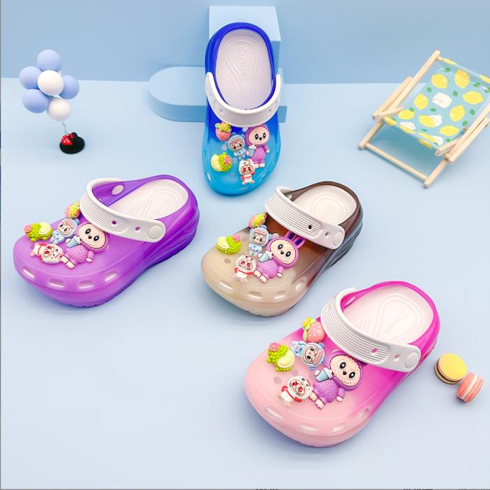 Dép Sục LABUBU Có Đèn LED Cho Bé Đế Nhẹ Êm Chân Phong Cách Thời Trang sục LED