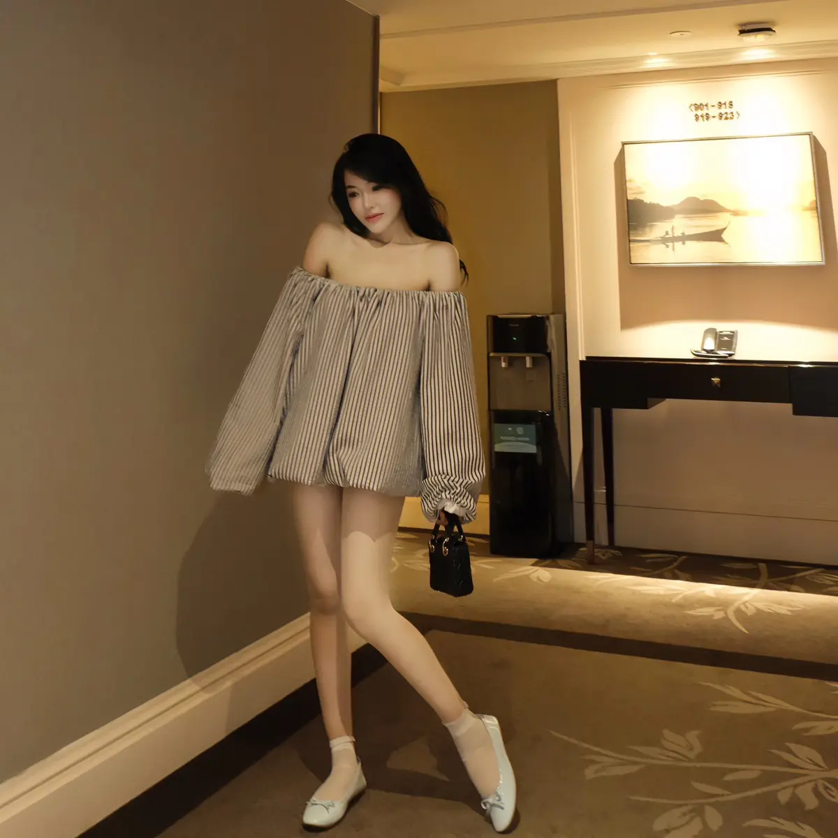 [CUNBONG] IRENE TOP Áo trễ vai dáng bí tay dài