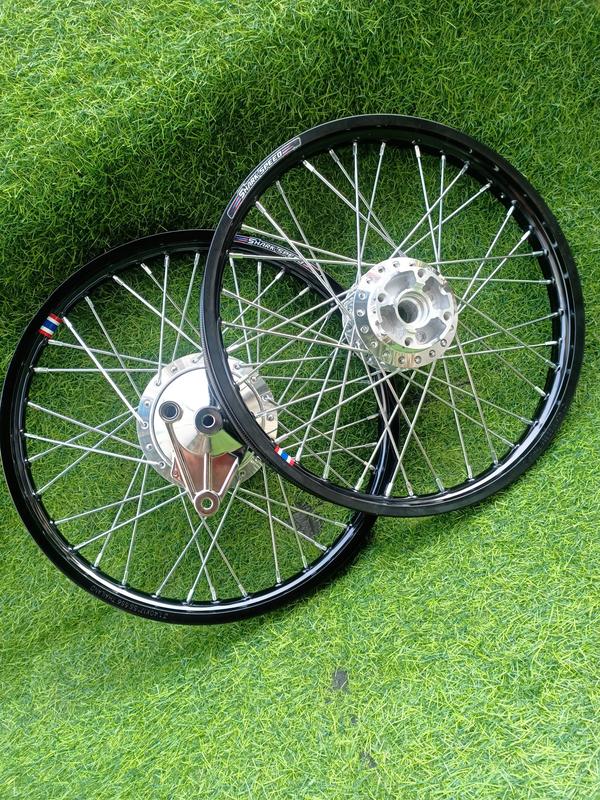 CĂM YAGUSO FU LELLS ,FU LED,WAVE 110 WAVE 50.100 DRAEM LÊN ĐĨA TRƯỚC NIỀN NHÔM DALE SHARK SPEED THÁI ĐÙM MẠ CROM KÈM MÁ SAU