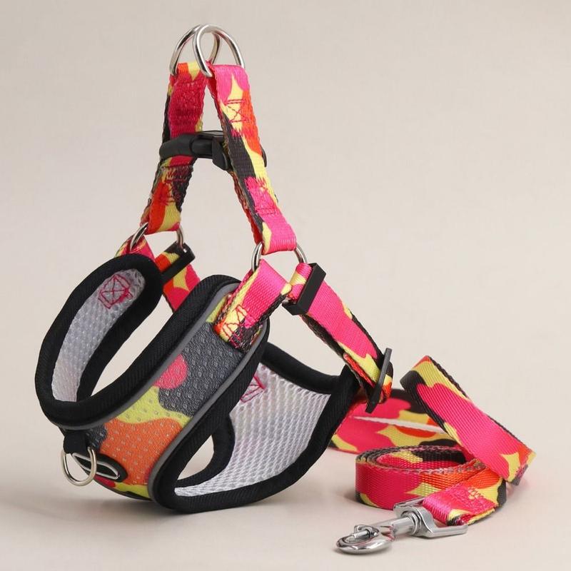 Product Introduction of Dogs Harness Vest Polyester Dog Harness and Leash Set Soft Comfortable Dog Harness with Traction Leash Printed Prevent Escape Cat Chest Strap For Puppy Cats 11