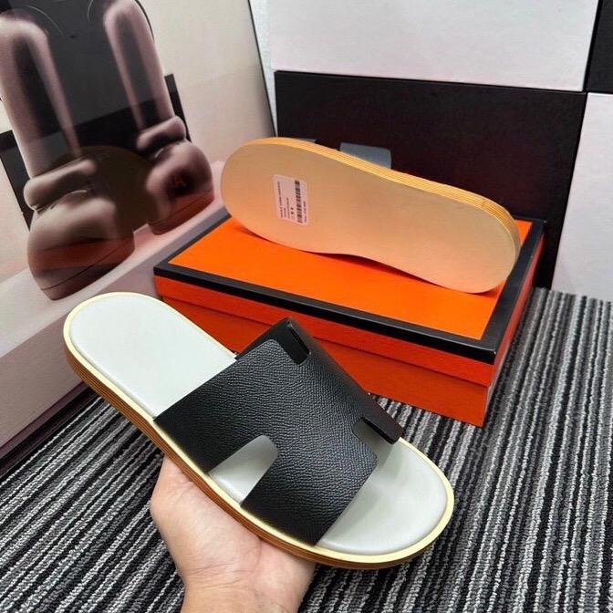 Dép quai ngang nam HM quai đen đế trắng vân gỗ hot nhất 2024 Sandal DéP Đế Bằng Cao Su Quai Hậu Jean dép  cặp dép  chữ h