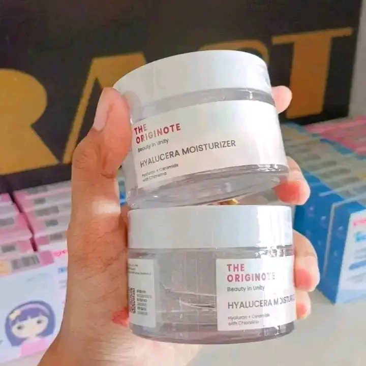 The Originote Hyalucera Moisturaizer Perawatan