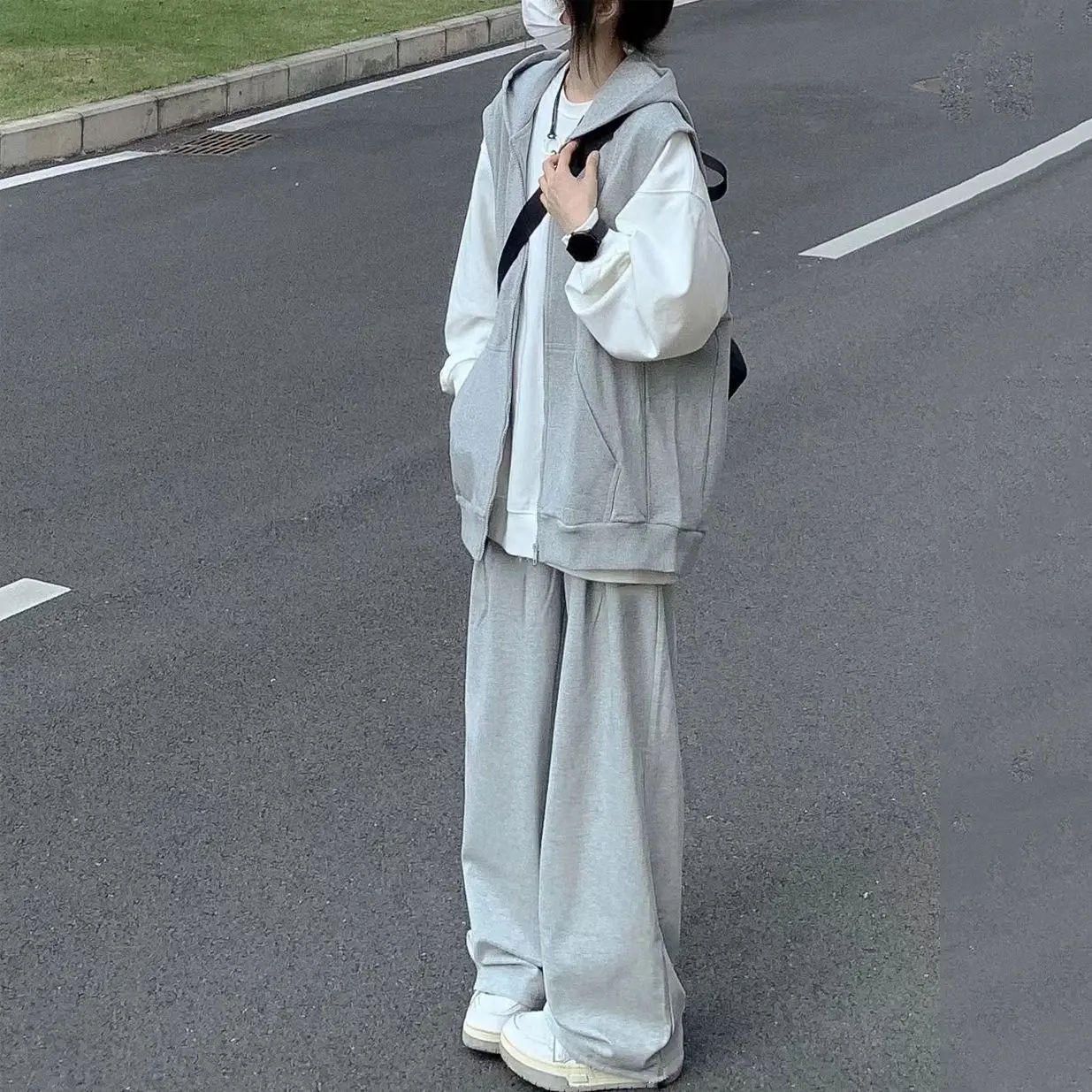 Bộ Đồ Đơn / Bộ Đồ, Áo Cardigan Có Mũ Trùm Đầu Có Khóa Kéo, Quần Ống Rộng Dáng Rộng, Bộ Đồ Ba Mảnh, Phong Cách Sinh Viên Nữ, Thời Trang Ins, Mùa Xuân Và Mùa Thu, 2024
