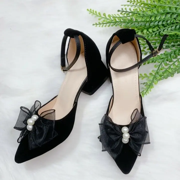 B08-Giày cao gót mũi nhọn đính nơ lụa ngọc trai, hậu bít 1