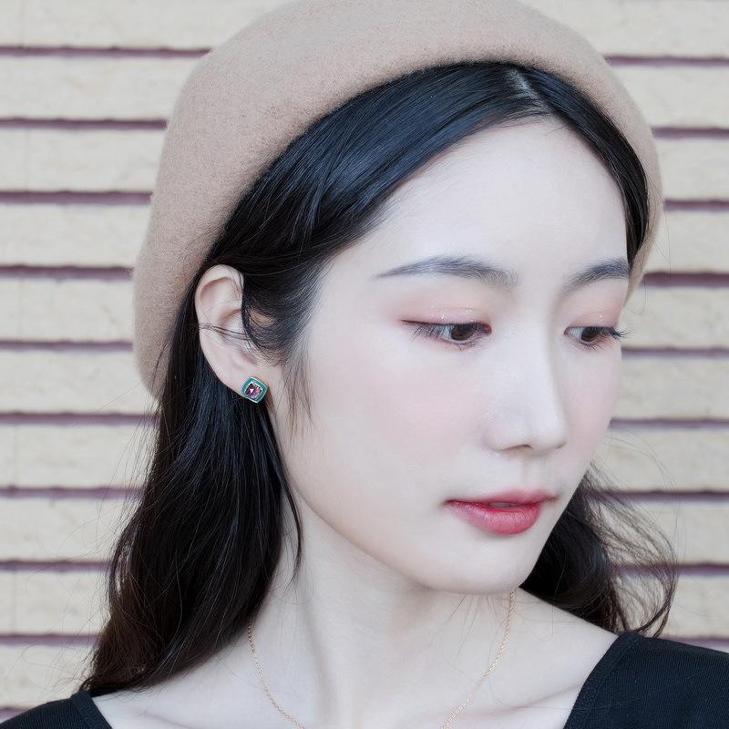 Product Introduction of Bông Tai Đinh tán Họa Tiết, Thả Amethyst Tự Nhiên, Men Dầu Màu Xanh Lá Cây, Dành Cho Phụ Nữ, Bạc S925 Mạ Vàng, Bông Tai Đá Quý 6