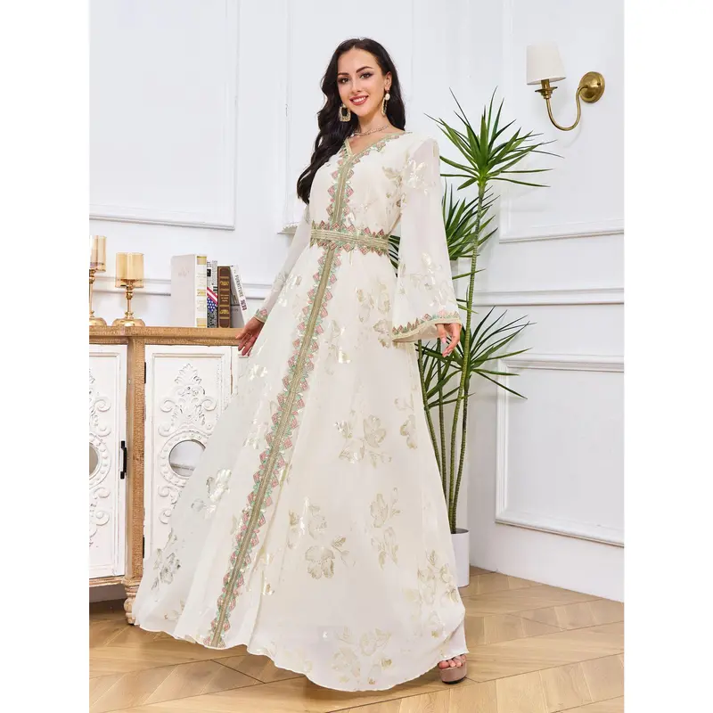 Muslim Robe Women's New Bronzing Embroidery Lace Modern White Dress 1