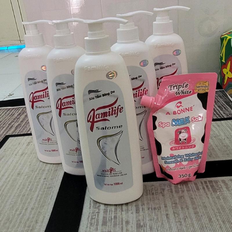  Combo 5 chai Sữa tắm Cá ngựa Familife hang cty . whitening soap face suatam sản phẩm đơn không có cồn sữatắm bottam hoasenvang tam thiennhien Dưỡng Body Dưỡng Da Body Dưỡng Body Dưỡng Da Body Nữ 