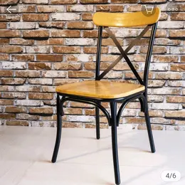 Ghế chữ X mặt gỗ chân sắt dành cho quán cafe