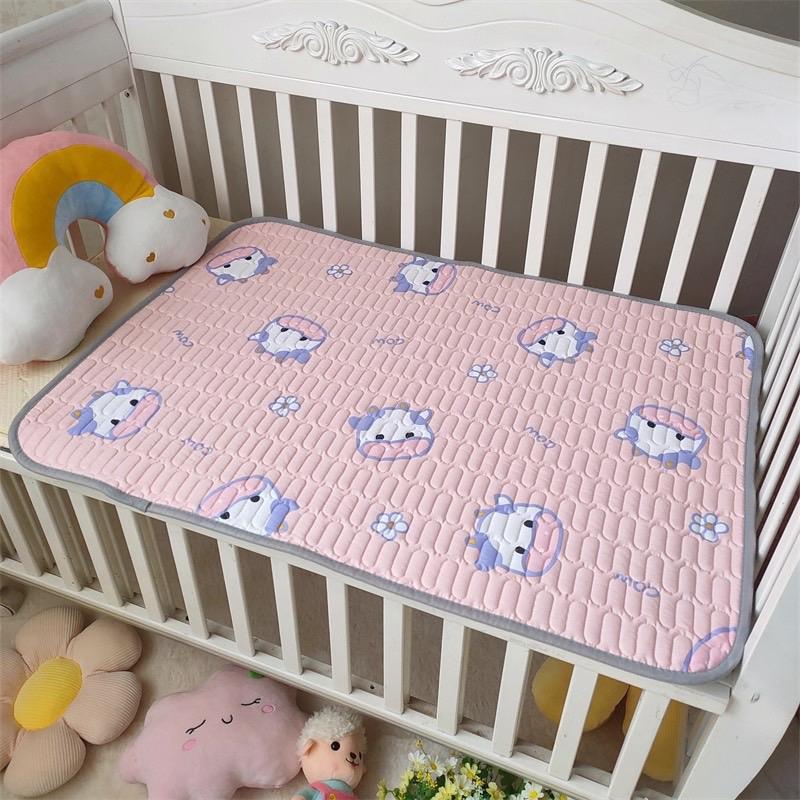 Product Introduction of Miếng /Tấm lót cao cấp 5 lớp kt 50*70cm dùng đuợc cả 2 mặt cho bé yêu   cho bé nằm bộ  thay  tã miếng  lót  chống  thấm chiếu điều hòa mát 12
