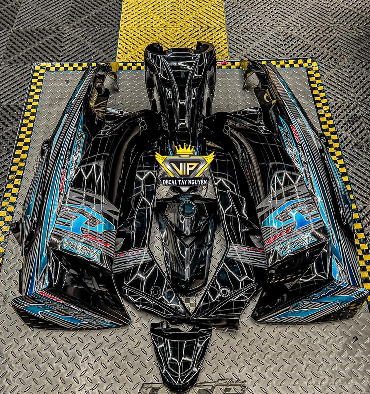 Dàn áo xe Sirius 50 110cc Màu Đen Nhựa ABS cao cấp Tặng Tem Spark Nano. - Note: Ae cần mẫu theo yêu cầu vui lòng nhắn tin cho shop