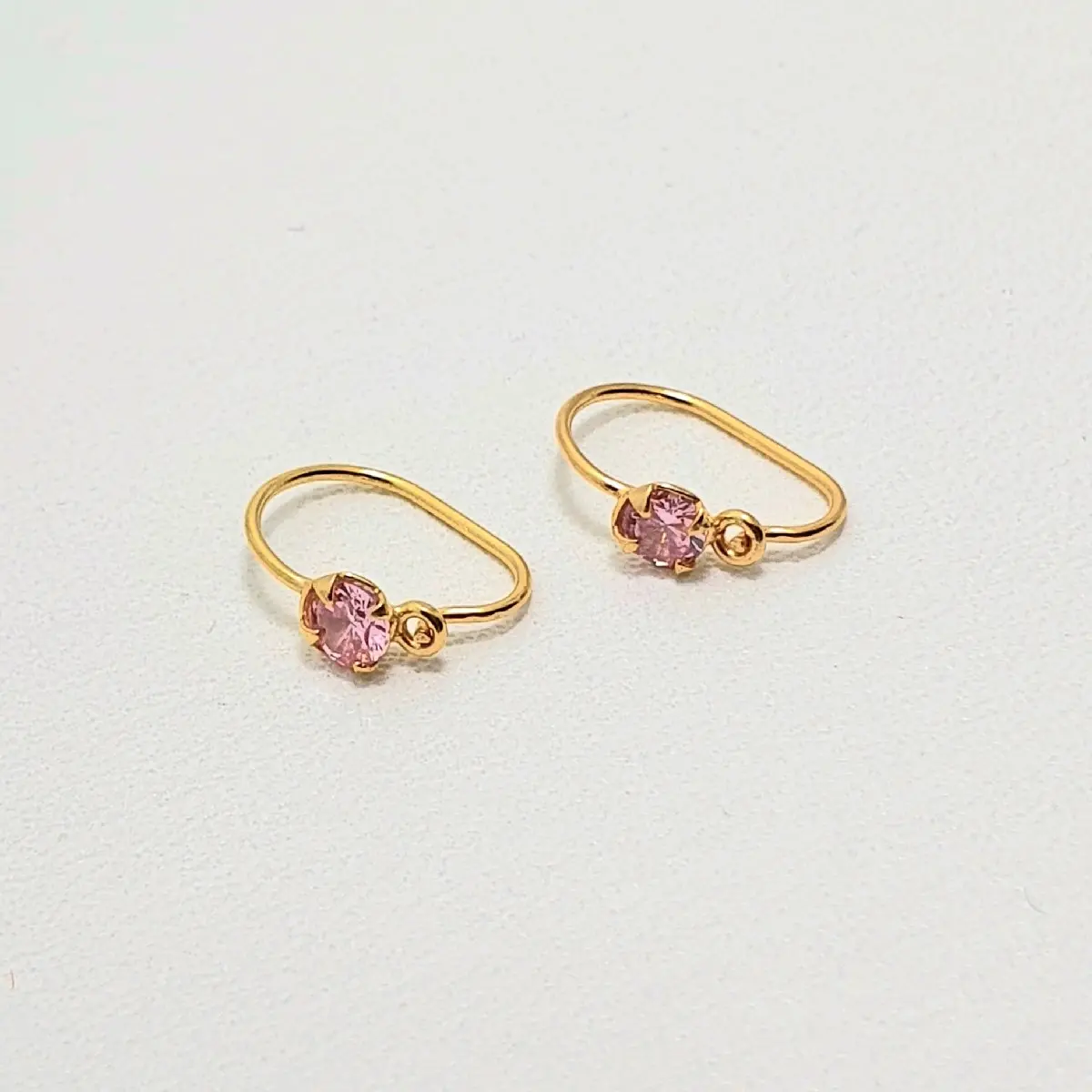 Anting Knip Bayi Emas Muda Mata Pink 1/4 Gram