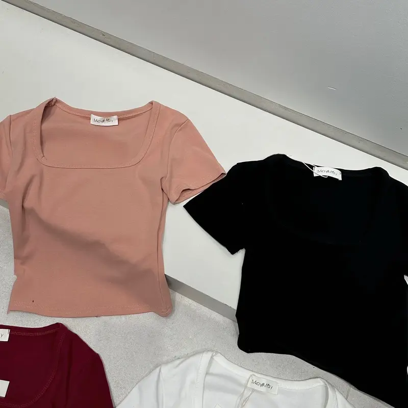 Áo phông chất liệu cotton cổ vuông 4 màu : Đỏ - Hồng - Trắng - Đen HUYENBE STORE 2