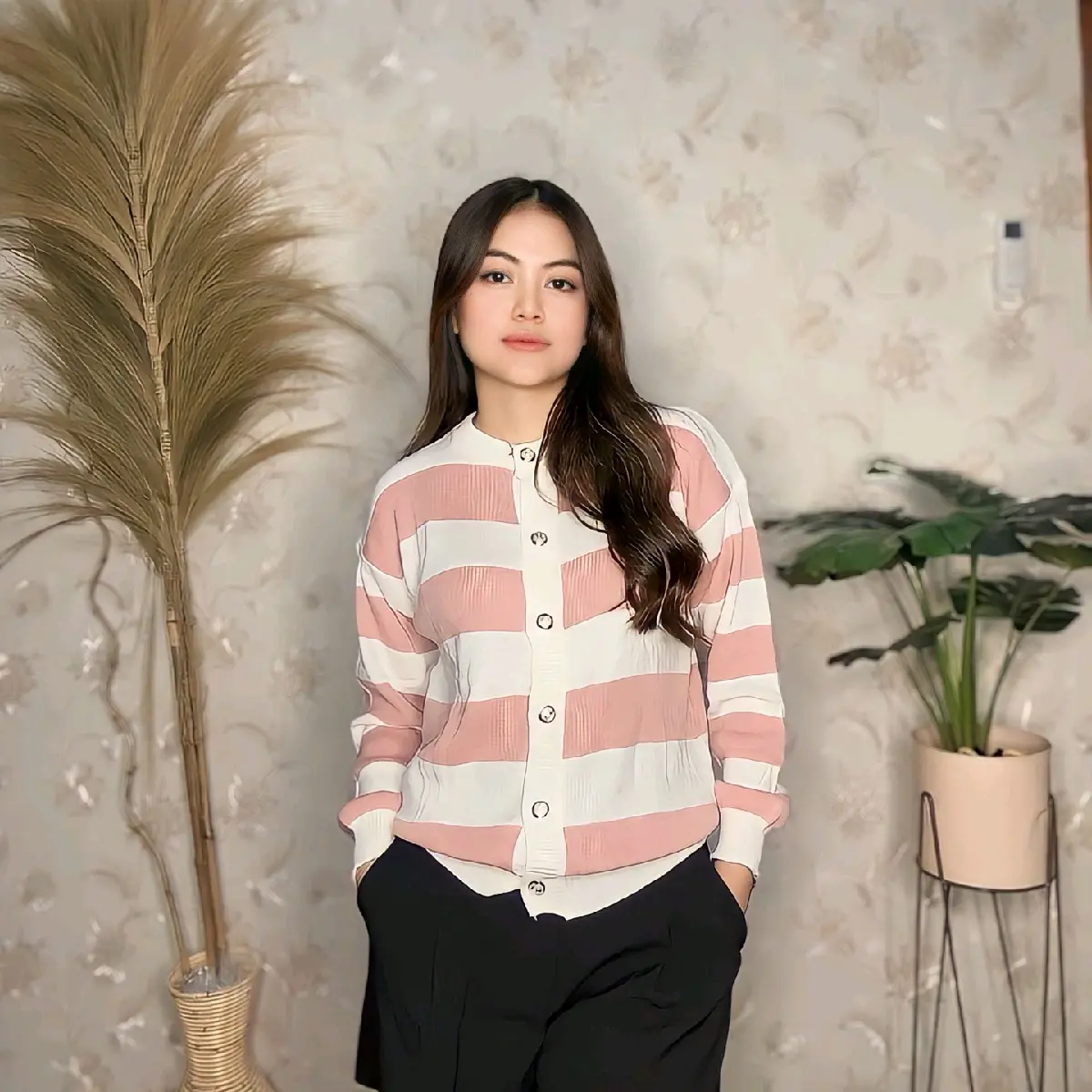 Sweet Shirt Strip Rajut