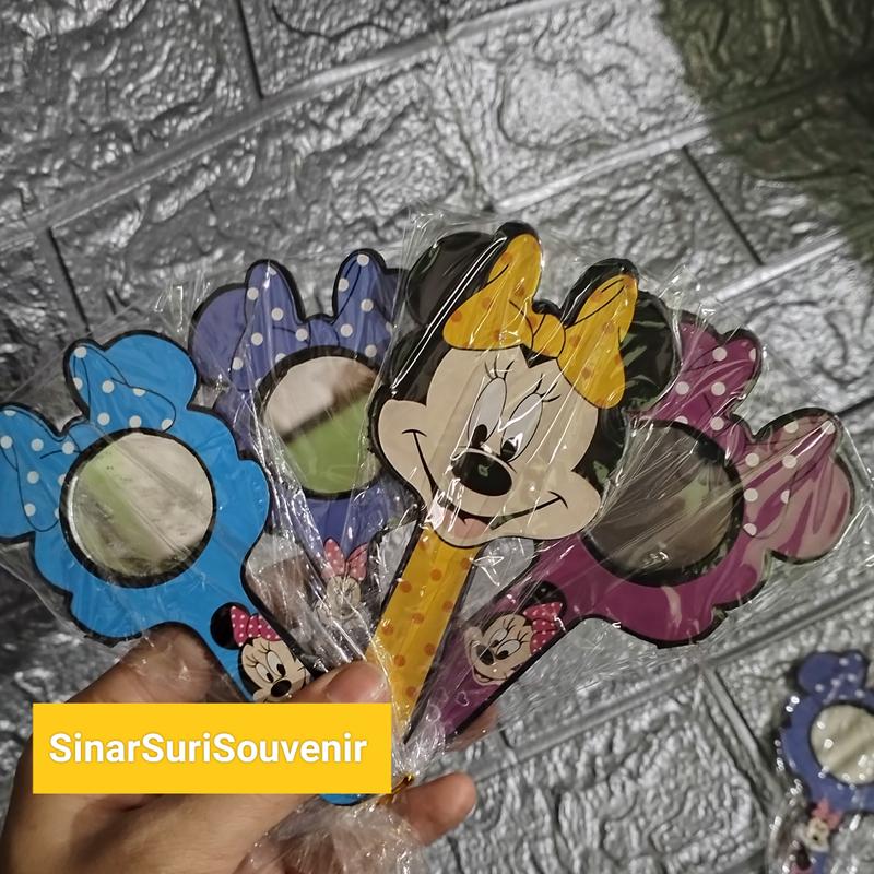 Product Introduction of SOUVENIR ISI 100 PCS KACA CERMIN KARAKTER LUCU KEMAS PLASTIK souvenir Pernikahan 1