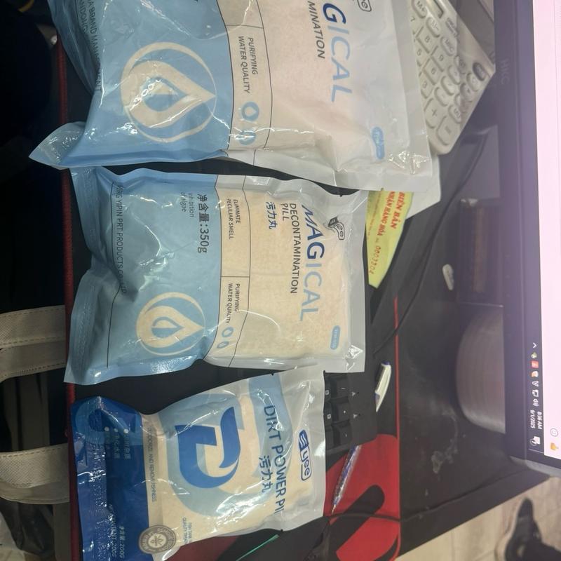 Vật liệu lọc siêu trong Purigen Magical khử màu, mùi hôi, độc tố dùng cho bể cá cảnh. (YEE) có sẵn túi đựng vật liệu lọc