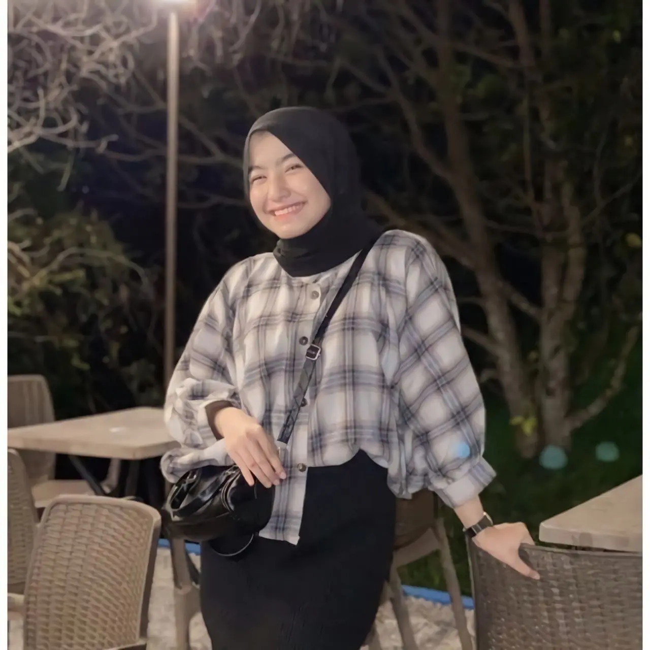 Chessy Kemeja Batwing Flanel Lengan Balon Kemeja Tamara Betwing