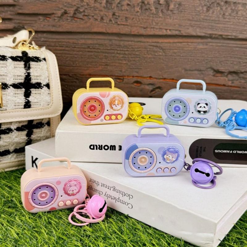 Retro Sound Keychain Móc Khóa Ghi Âm Máy nghe nhạc mini, Máy ghi âm có thể thay đổi giọng nói âm nhạc, Móc khóa băng ghi âm Cassette, với băng ghi âm Cổ Điển âm nhạc, có thể ghi lại, Động vật hoạt hình, Mặt dây chuyền hộp nhạc, Mặt dây chuyền ba lô 0