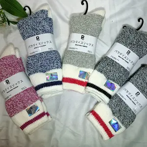 kaos kaki WOOL WINTER SUPER TEBAL-GUNUNG-CAMPING SUPER musin dingin ANTIBAKTERI Nyaman Uniseks Cepat Kering Pria Casual Pendek