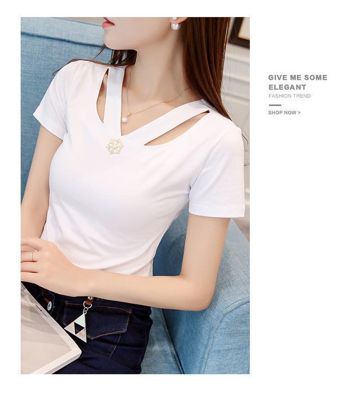 Product Introduction of Women's Summer Design Striped T-shirt Thin and Slimming White V-neck Short Sleeved T-shirt 11