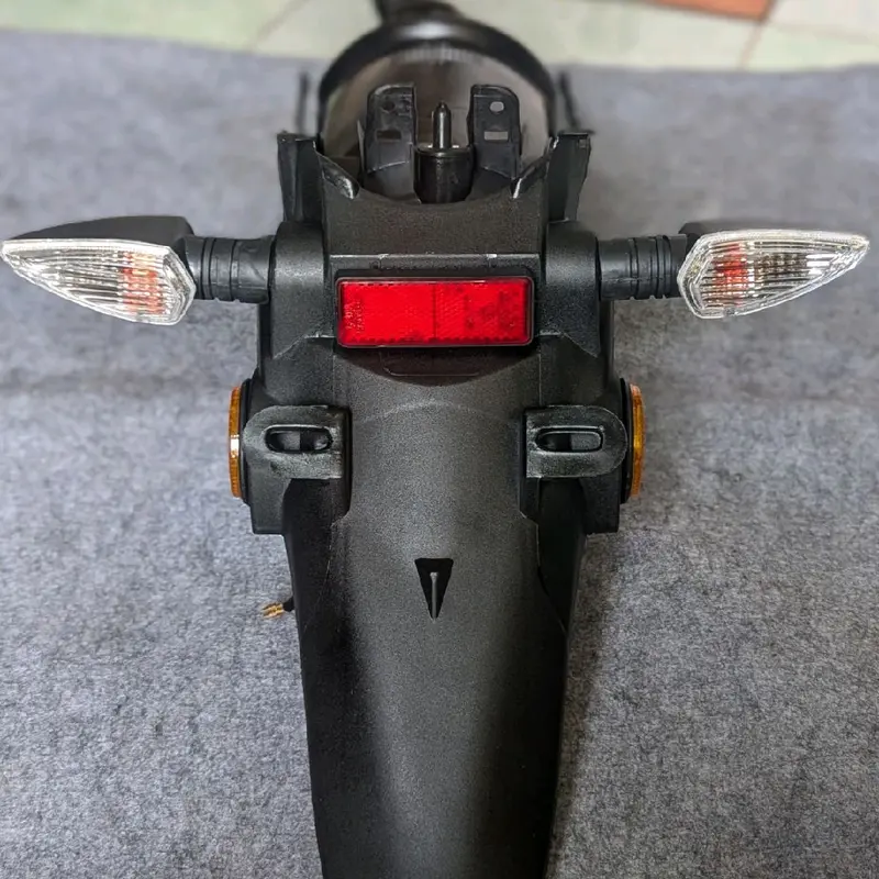 Dè sau LC 135 gắn như zin cho Exciter 135 ,phù hợp cho anh em dọn dáng LC hàng cty 1