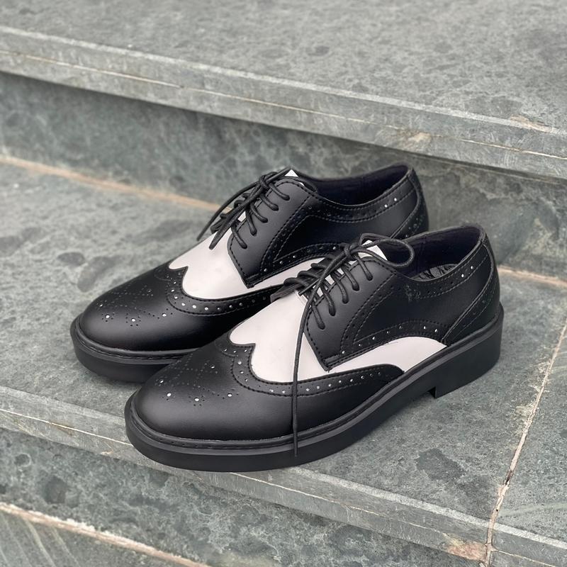  Giày Derby black white đế cao 4.5cm tặng kèm lót tăng chiều cao 