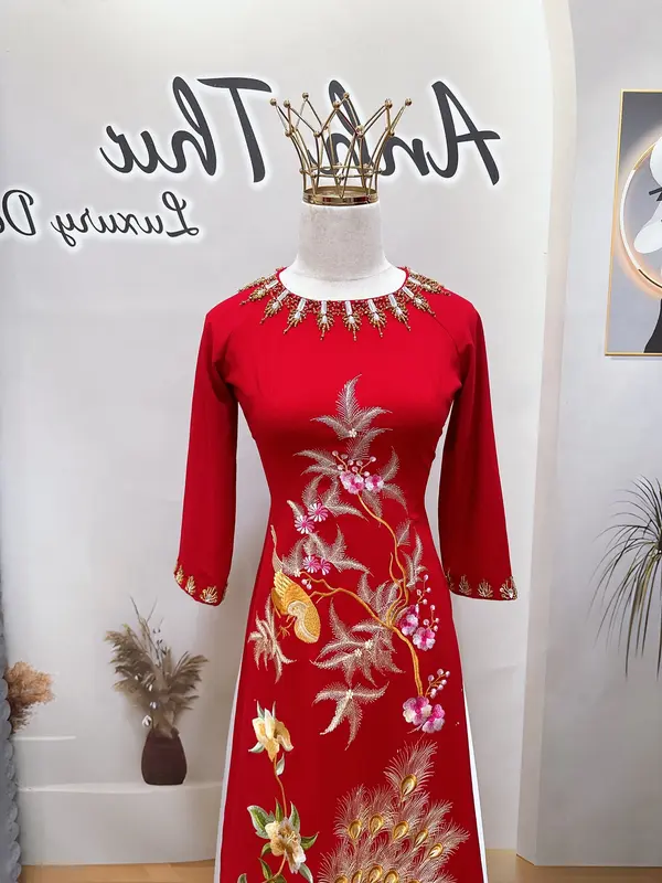 Áo dài mẹ sui vải lụa mango thêu hoa đào đính kết sang trọng nổi bật 4