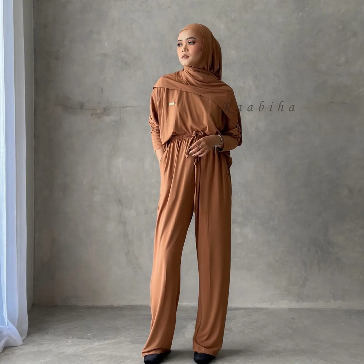 RAABIHA | Busui Nadine Set | Oneset Jersey | Setelan Wanita Khusus ibu menyusui | Baju Basic Santai Atau Kasual Muslim Dengan Celana Karet