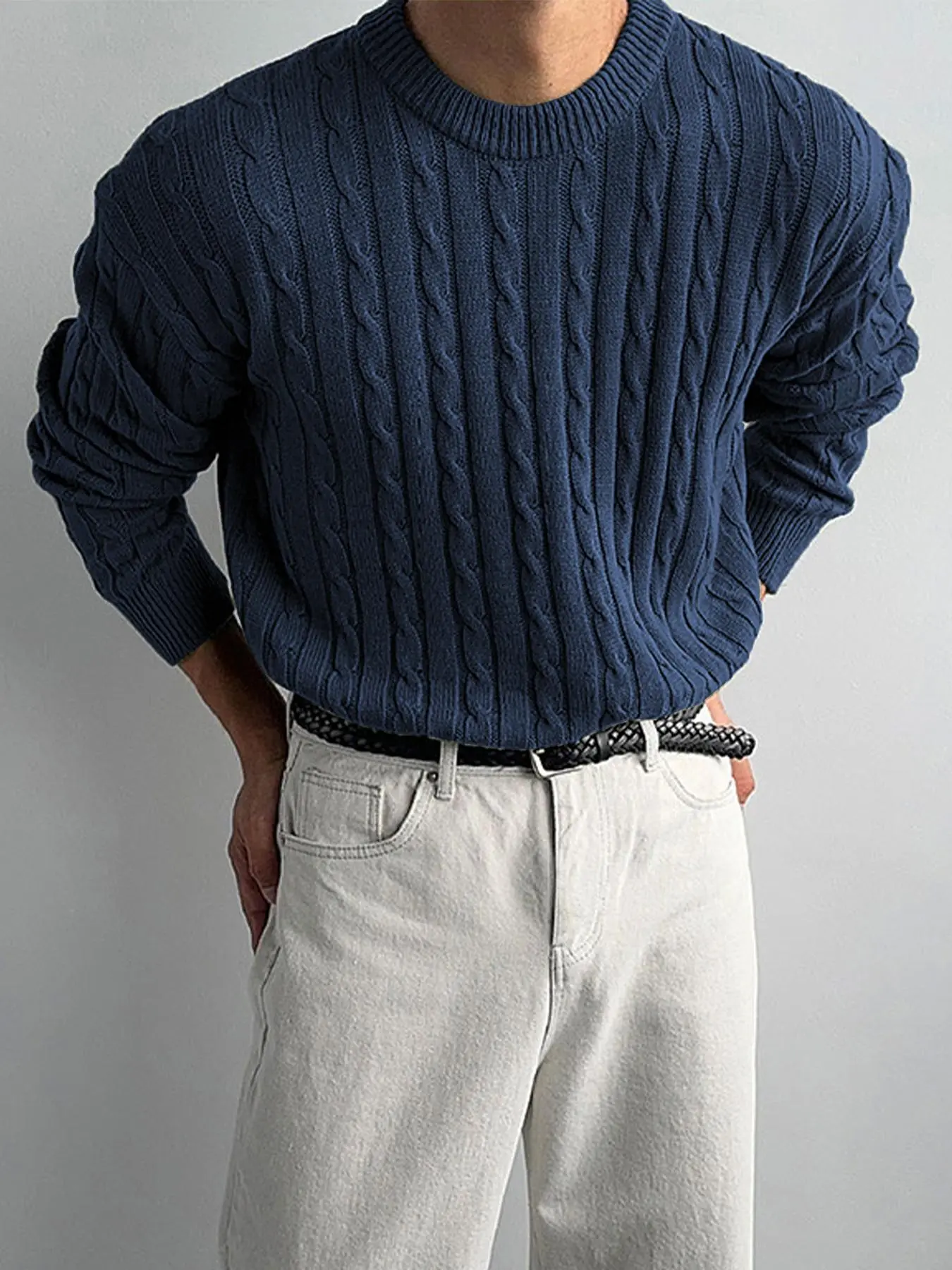 Men's Solid Textured Round Neck Cable Knit Sweater, Regular Fit Casual Long Sleeve Crew Neck Jumper for Fall & Winter, Fashion Men's Knitwear for Daily Wear, Tops