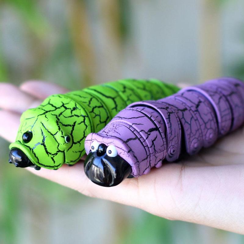 Product Introduction of New And Unique Simulation Remote Control Caterpillar Electric Trick Simulation Toy Insect J5L0 36