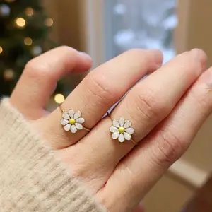 Cincin Emas Kadar 8K Model Bunga Daisy Macan Gold