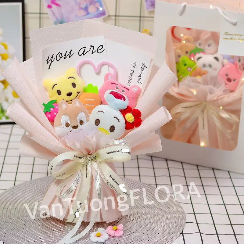 QUÀ TẶNG - Bó Hoa Gấu Bông kèm túi  Decor Phòng 1