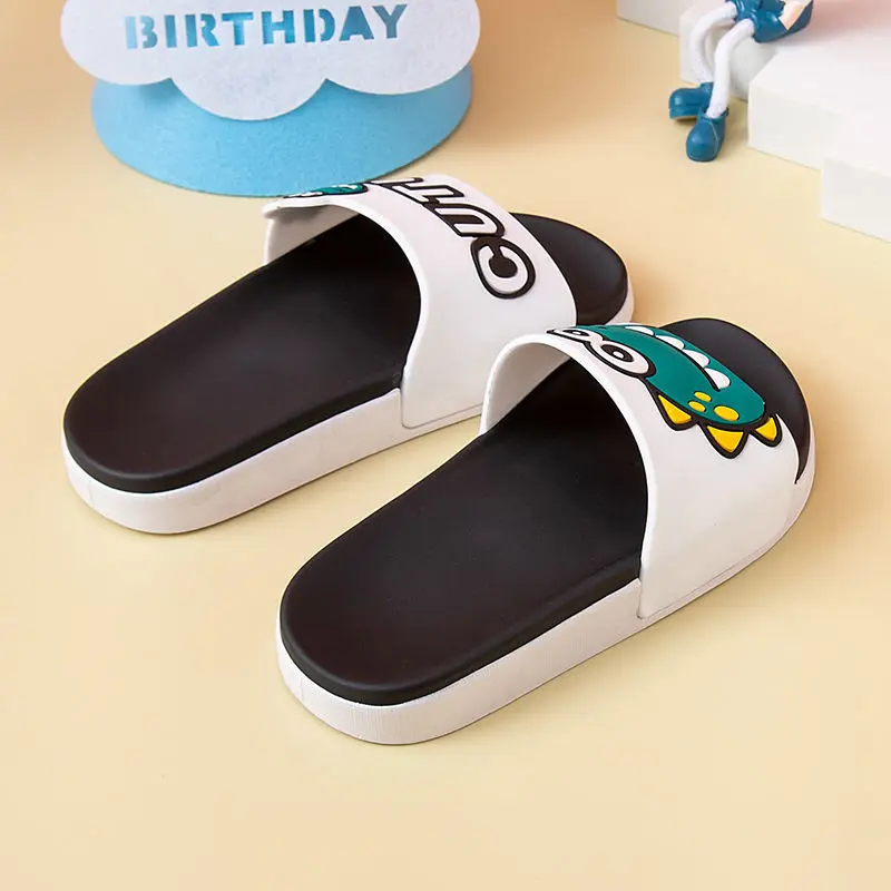 Dép khủng long 3D, Hàng mới về, Dễ thương, Có các cỡ Nhỏ, Trung Bình và Lớn, Thích hợp cho trẻ em, Dép dành cho cha mẹ- con, Đế mềm, Dép đi tắm ngoài trời, Được đánh giá tích cực từ năm 2025, HK 7