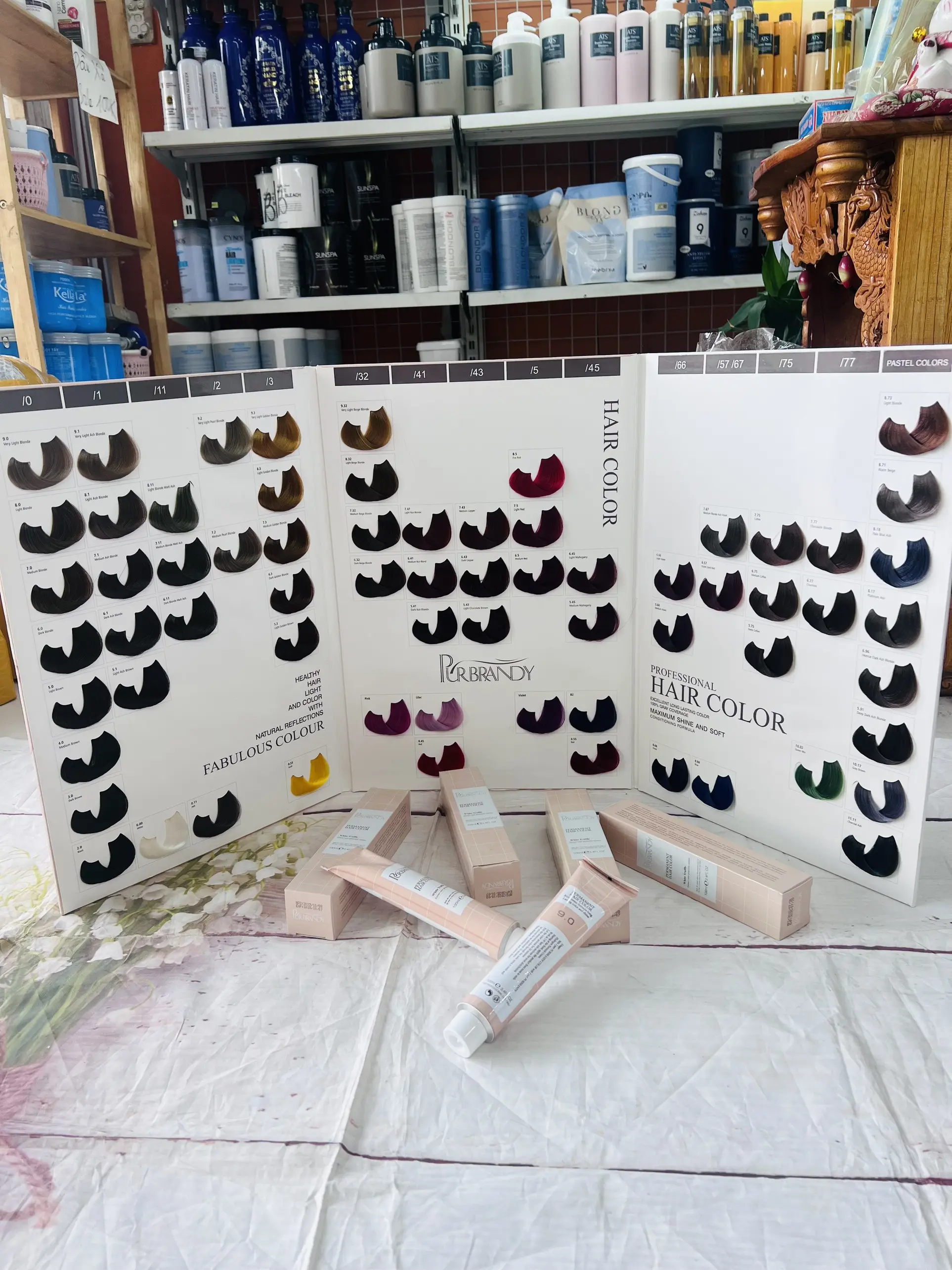 Thuốc nhuộm tóc thời trang Brandy 100ml - không kèm oxy Đổi Màu Tóc ( dành cho thợ tóc , không sử dụng tại nhà )
