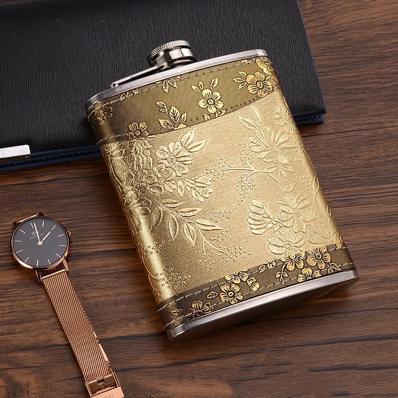 Product Introduction of 7oz/8oz Portable Pocket Hip Flask Outdoor Travel Stainless Steel Flask Whiskey Drink Alcohol Flasks 8oz Steel Hip Flask Flagon Drinkware 13