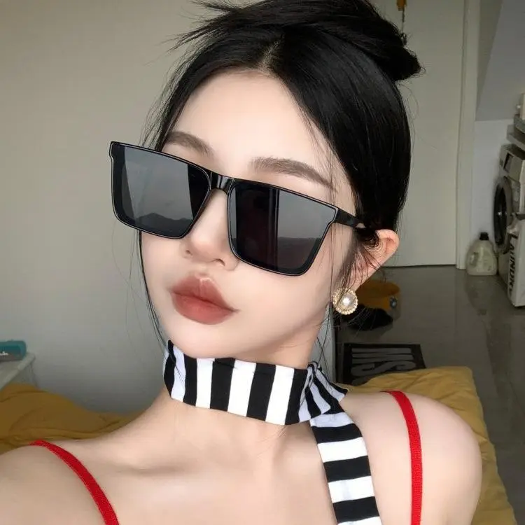 Mắt kính râm thời trang nam nữ chống tia UV, gọng kính gọn nhẹ Form Eyewear dạng mới 2024 Kính Mắt Chống Nắng V2 6