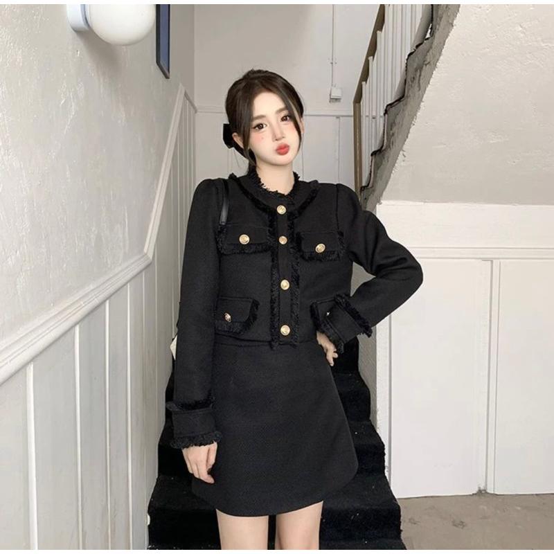 Váy Dạ Xinh Siêu Hot Hàng L1 Fom chuẩn - Áo Dạ Tua Rua Cúc Đồng Kèm Chân Váy Dạ Chữ A Dáng Ngắn Sang Chảnh 5