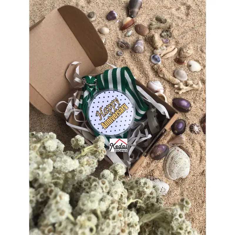 Hampers Medali Custom + Box 6