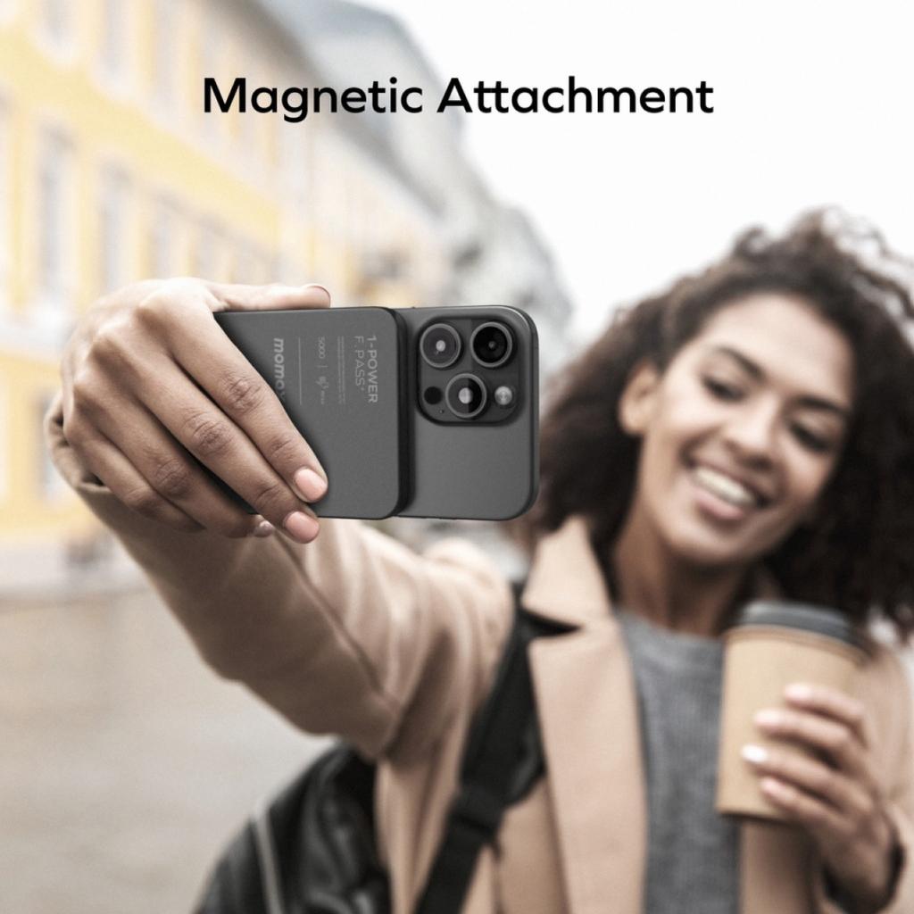 Momax Powerbank Built in Kabel Charger USB C (Magnetic attachment) 5000mAh 1-Power F.Pass+ - Black IP157D