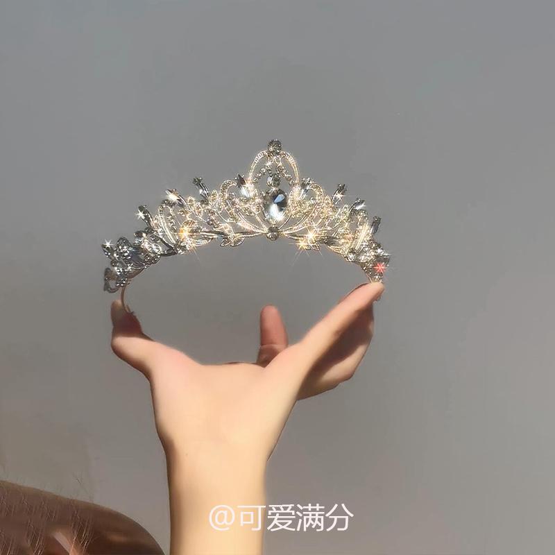 Product Introduction of [22,000 Followers] "Princess on the Run" Sparkling Zircon Crown Cool Fashion Light Luxury High-Value Birthday Hair Accessories Bride Hair Ornaments 6