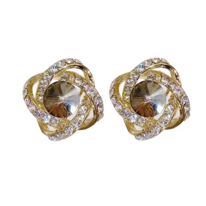 Product Introduction of Nhẫn Tai Đi Lại Cao Cấp, Hoa Zircon Lấp Lánh Siêu, Thanh Lịch, Thời Trang, Hàng Mới Về Năm 2025 0