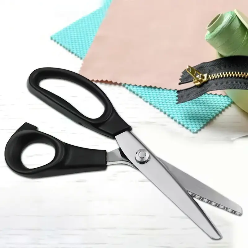 Kéo răng cưa cắt tạo hình hoa 2