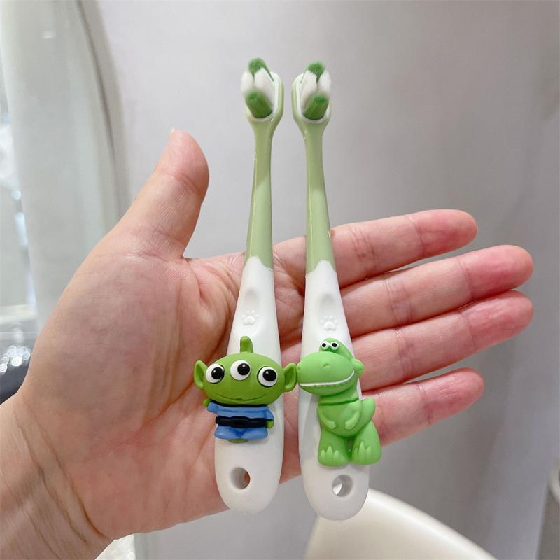 Product Introduction of แปรงสีฟันเด็ก ดีไซน์การ์ตูนน่ารัก ลายนางเงือกนุ่ม เหมาะสำหรับทารกอายุ 3-6-12 ปี หัวเล็กละเอียดพิเศษ ป้องกันฟัน เหมาะสำหรับอาบน้ำ แปรงสีฟัน 2