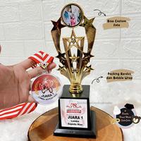 Gambar Trophy dan Medali 17 Agustus Hadiah Lomba Kemerdekaan Piala Penghargaan - Trophy dan Medali dari Bonekahandmadesukasuka Kab. Sukoharjo 1 Tokopedia