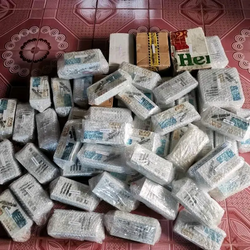 Combo bút trình chiếu và que chỉ bảng 2