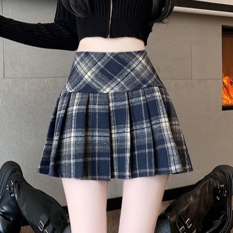 Product Introduction of Autumn Women's Plaid Pleated Dress High Waisted A-line Short Skirt Retro Skirt 21