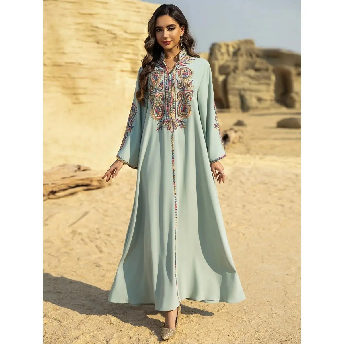 New Embroidery Maxi Abaya Muslim Elegant Women Evening Dress Embroidered Sleeve Kaftan